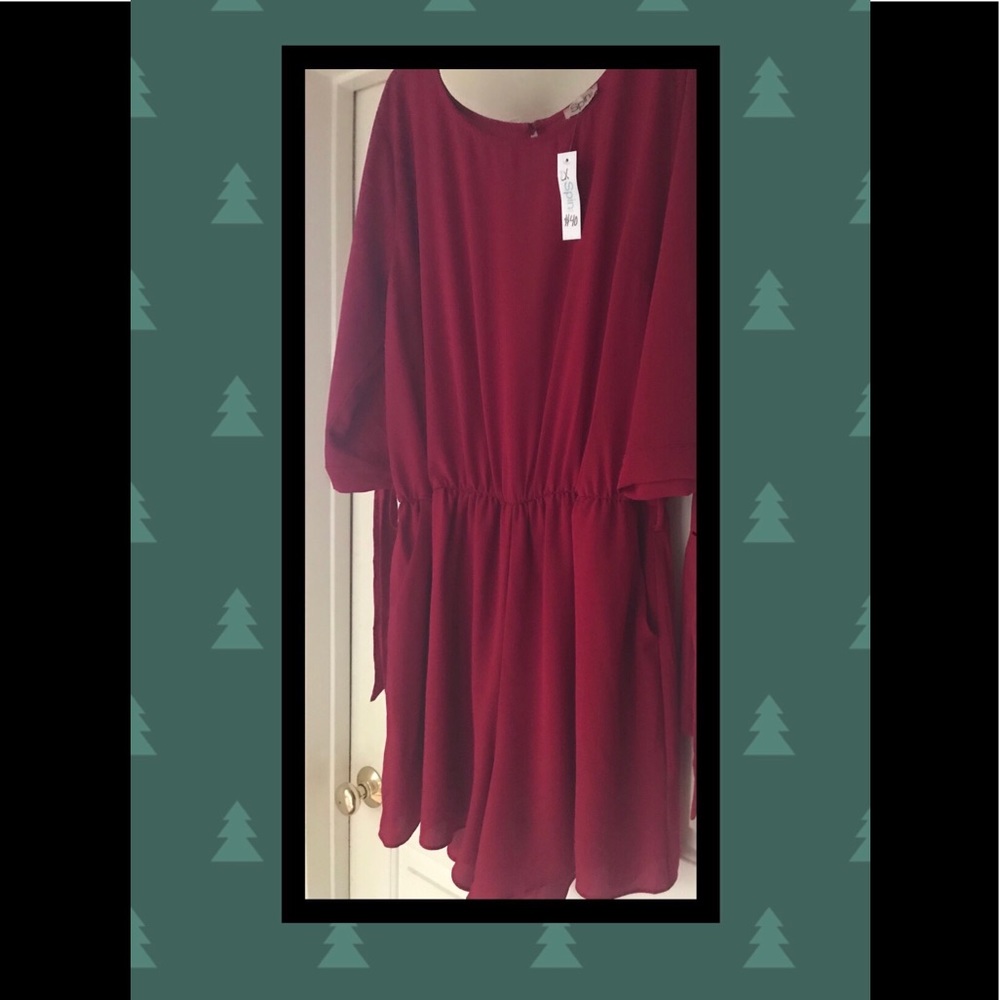 NWT Women’s Short Romper Size 2X